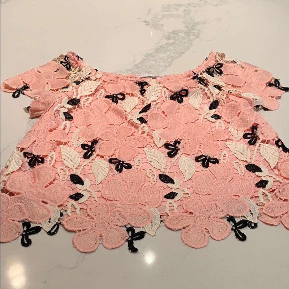 BB Dakota Lace top